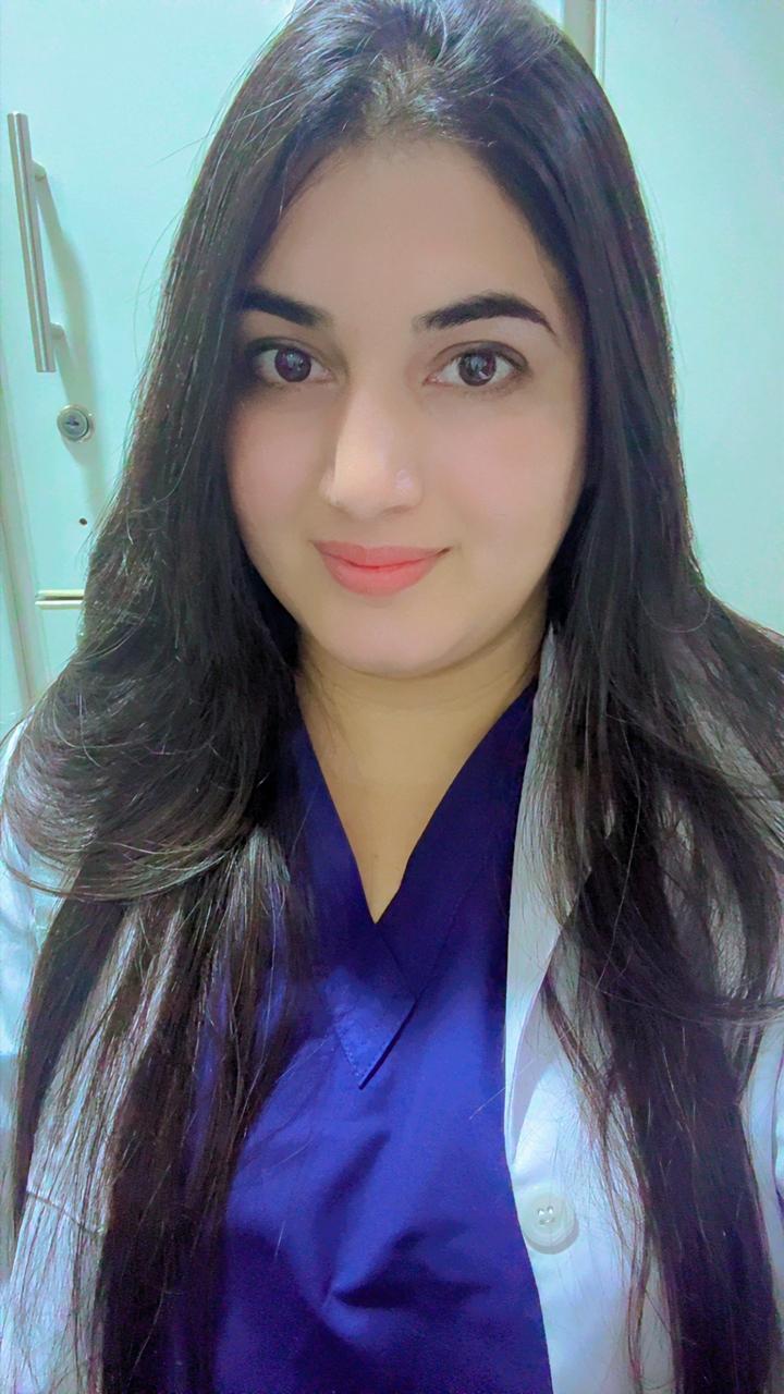 Dr Razia Tariq